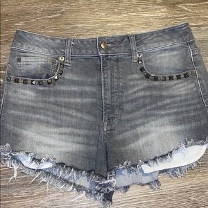 American eagle gray stud shorts